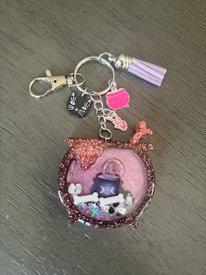 Cauldron Resin Shaker (Pink & Rose Pink)