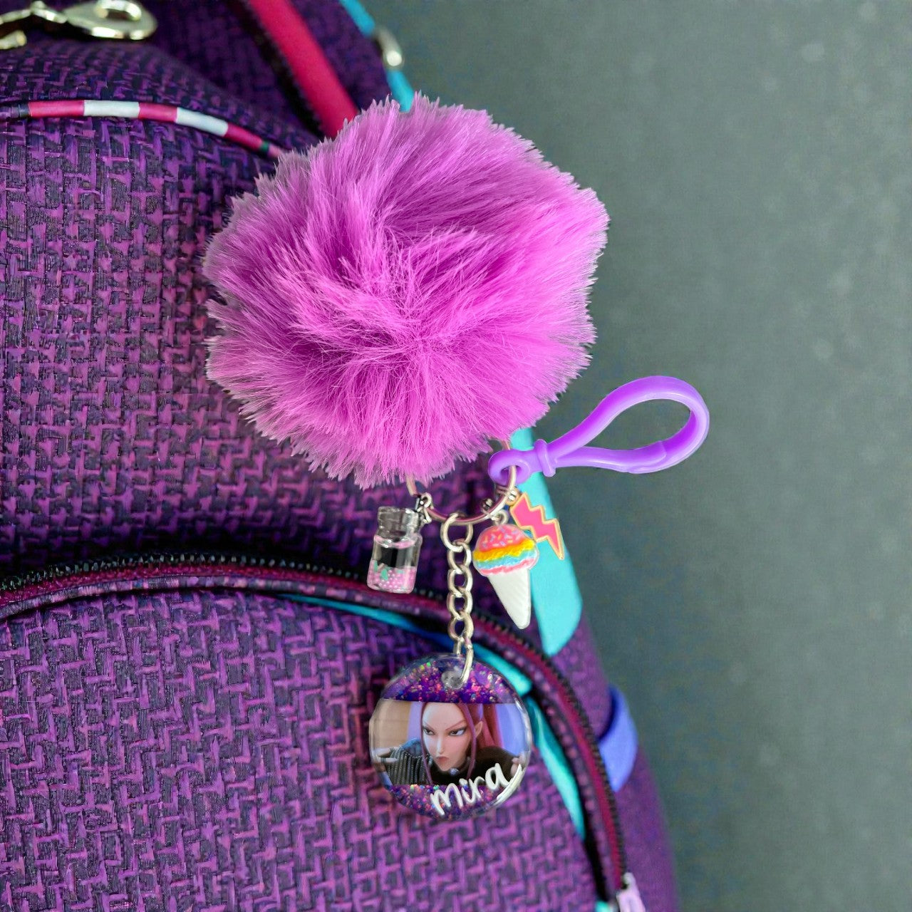 Inspired by K Pop - Mira