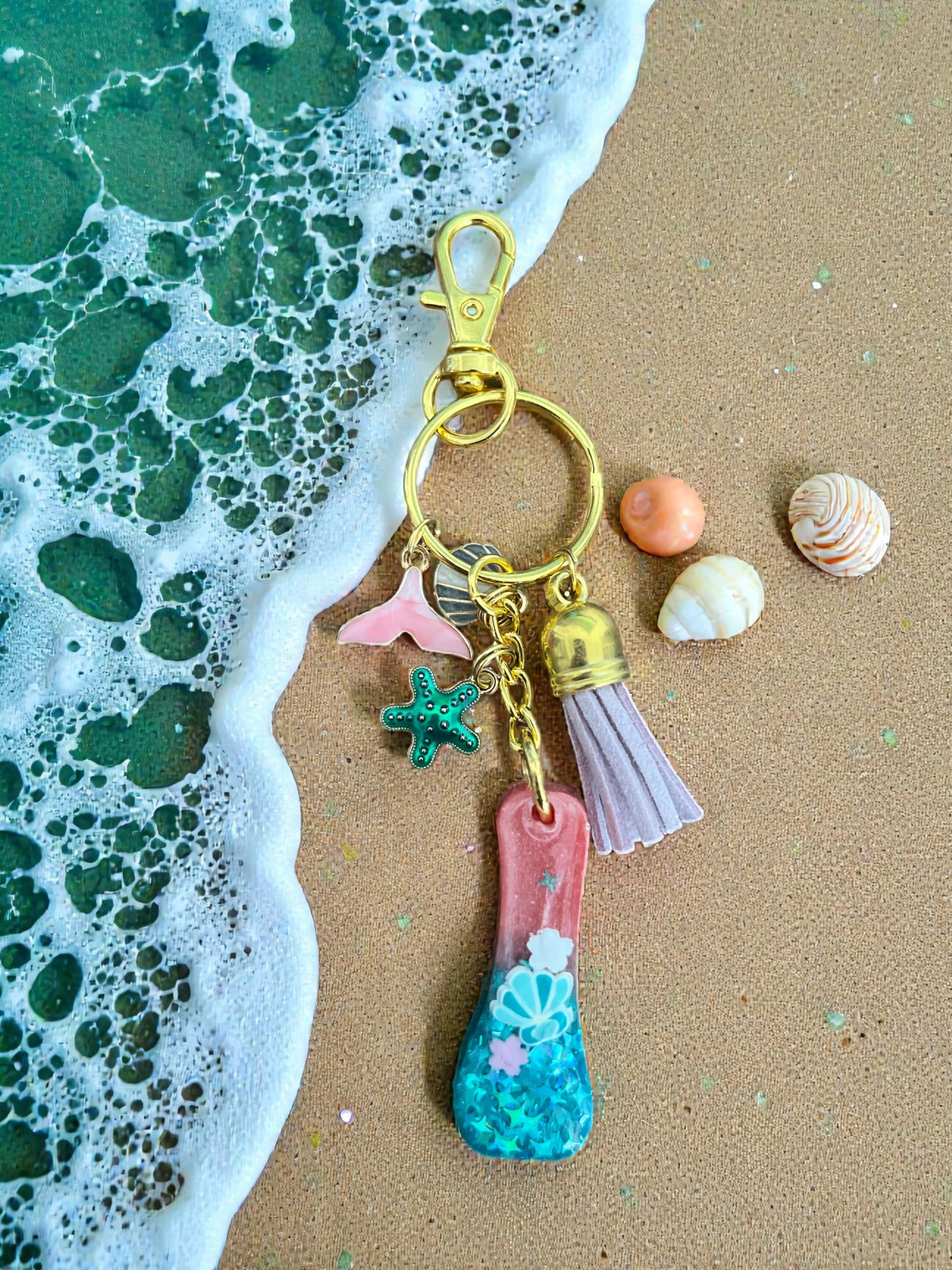 Ocean Dream Initial I Resin Bag Charm & Keychain