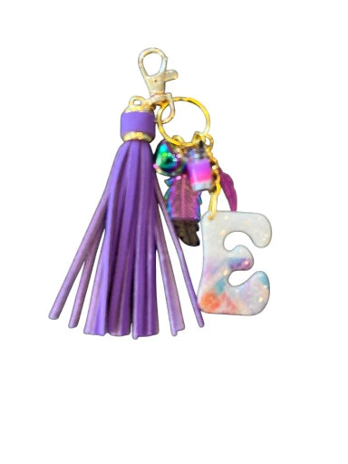 E Feather Pastel