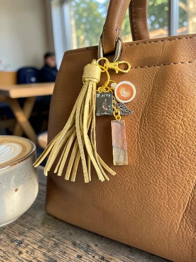 I Books & Coffee