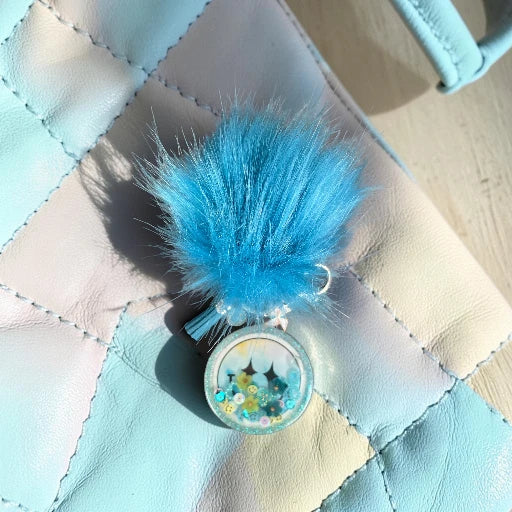 Smiley Face Resin Shaker 5